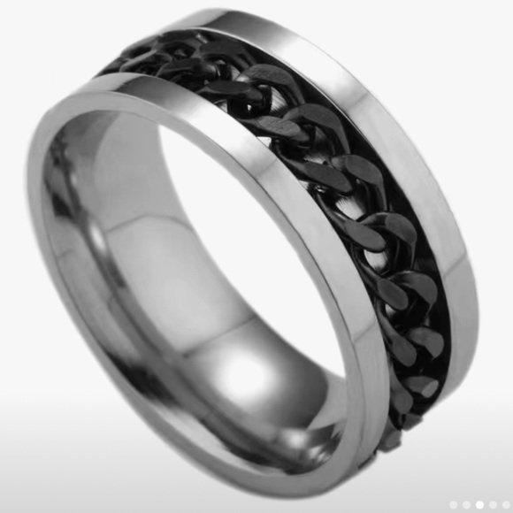 NWT - Men’s Stainless Steel Rotating Ring (Titanium Mimic / Silver Alloy) - Picture 1 of 5